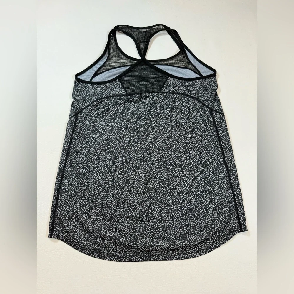 Nike Dri-Fit Racerback tank women’s small black pattern (bin W)